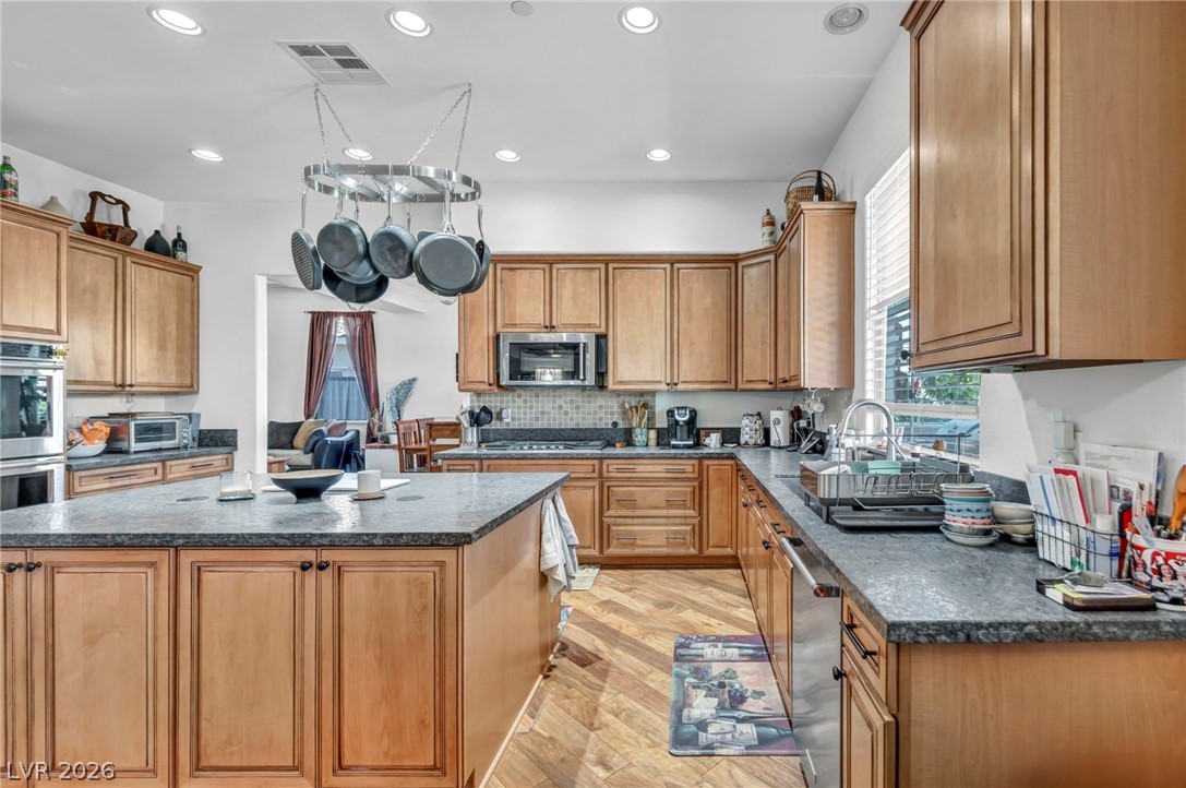 7008 Manzanares Drive North Las Vegas NV 89084
