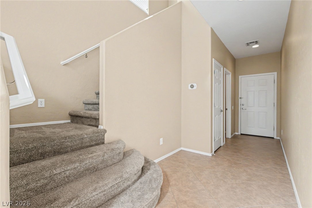 8943 Lanta Island Avenue Las Vegas NV 89148
