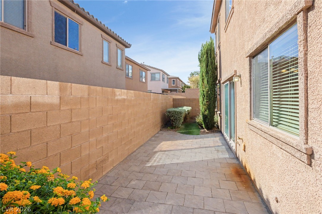 8943 Lanta Island Avenue Las Vegas NV 89148