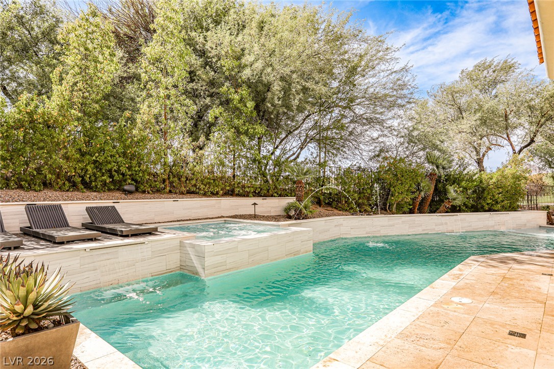 2 Sardana Court Henderson NV 89011