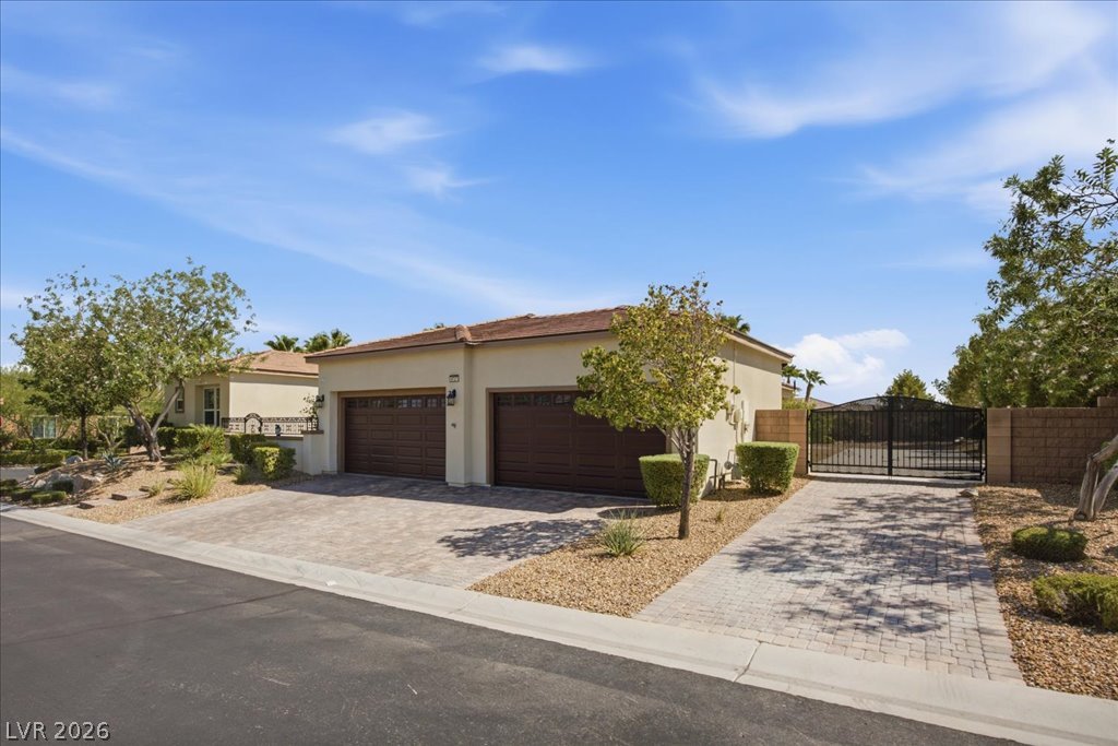 9727 Shimmering Falls Court Las Vegas NV 89149