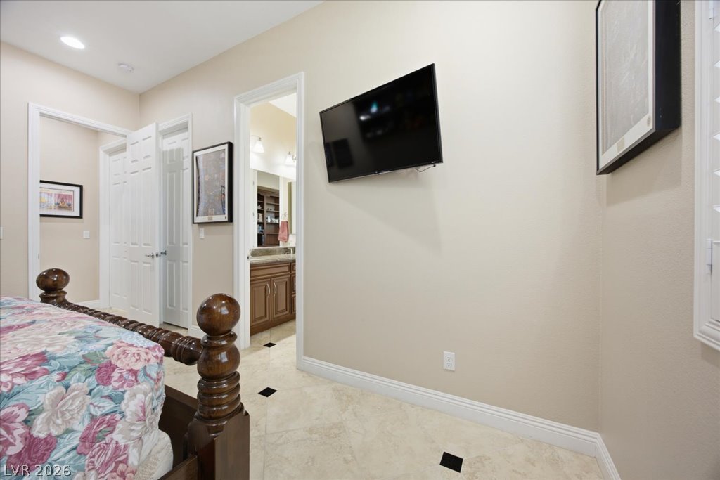 9727 Shimmering Falls Court Las Vegas NV 89149