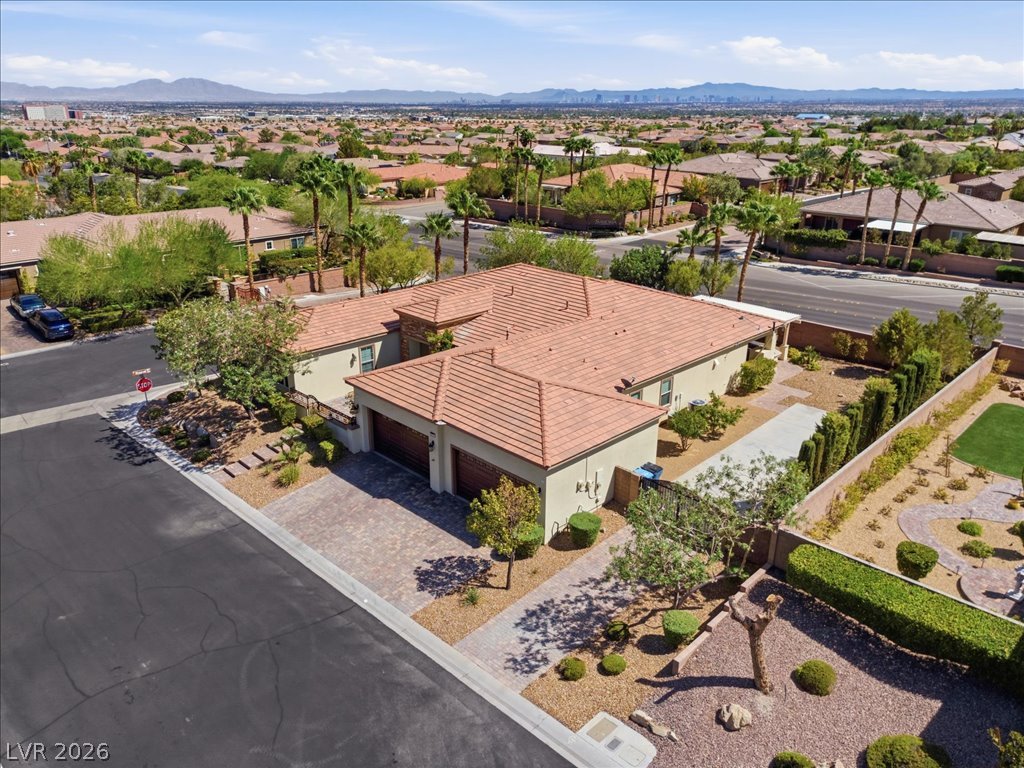 9727 Shimmering Falls Court Las Vegas NV 89149