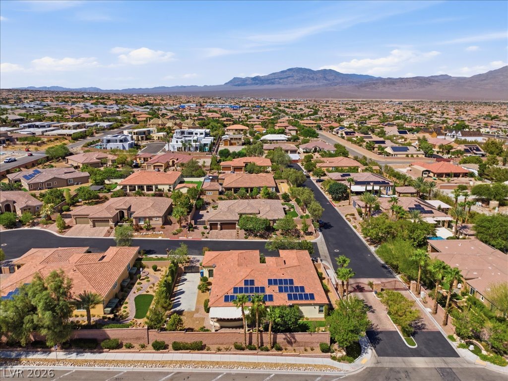 9727 Shimmering Falls Court Las Vegas NV 89149