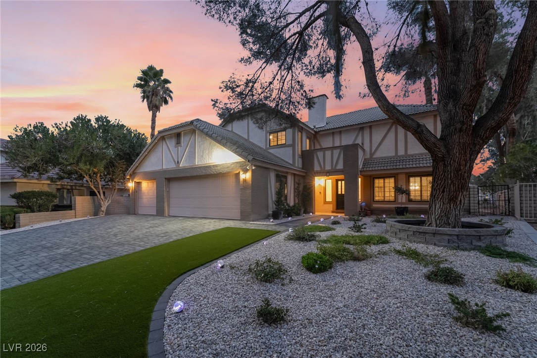8 Hummingbird Lane Henderson NV 89014