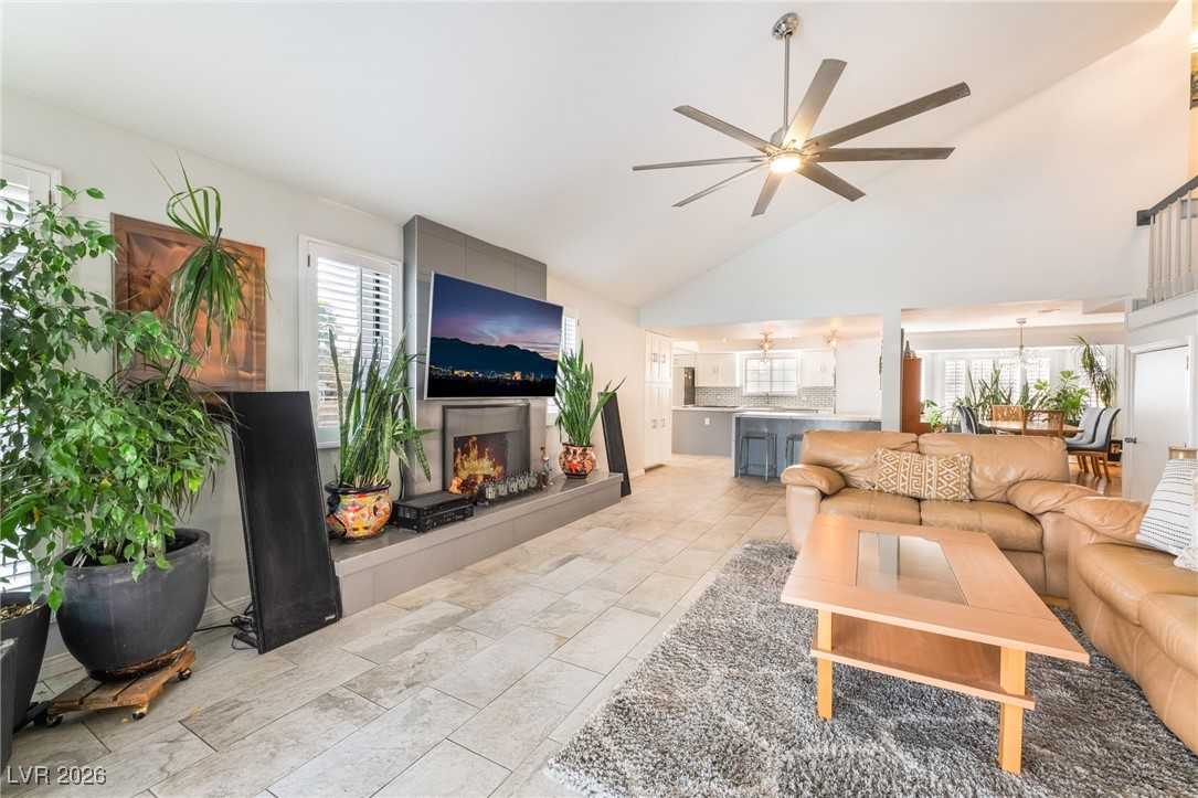 8 Hummingbird Lane Henderson NV 89014