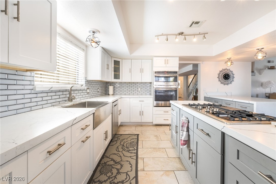 8 Hummingbird Lane Henderson NV 89014