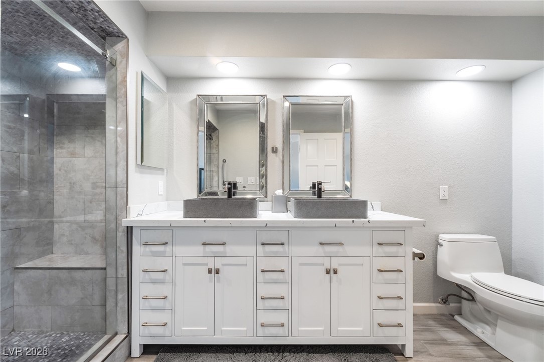 8 Hummingbird Lane Henderson NV 89014