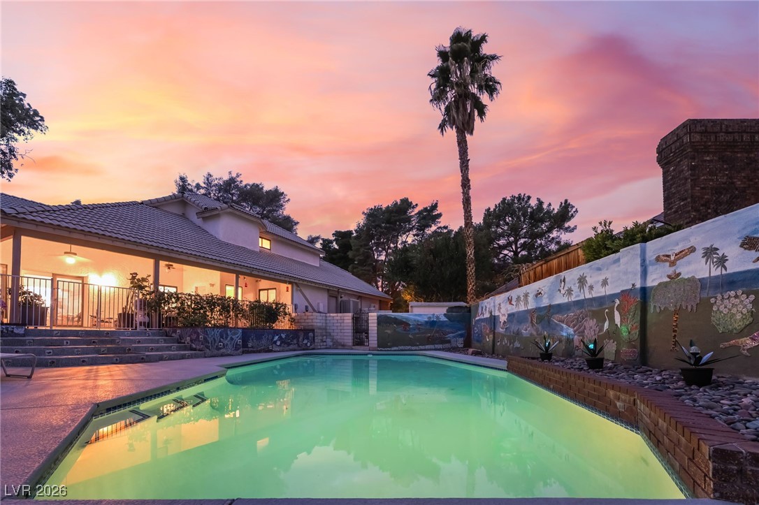 8 Hummingbird Lane Henderson NV 89014