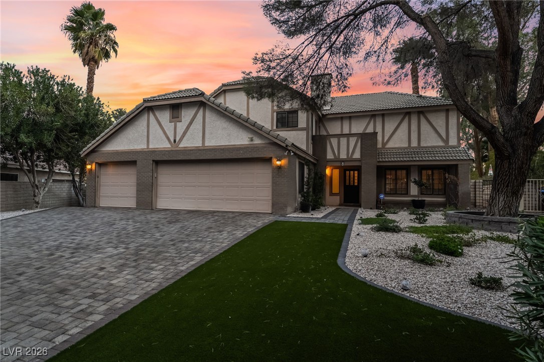 8 Hummingbird Lane Henderson NV 89014