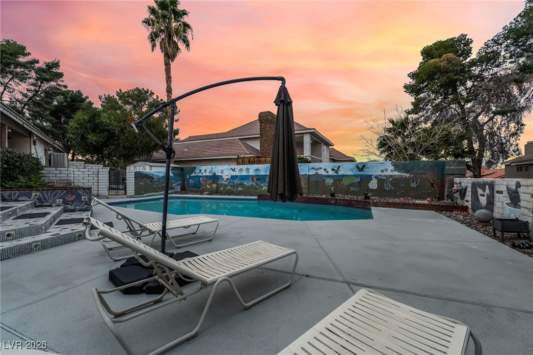 8 Hummingbird Lane Henderson NV 89014