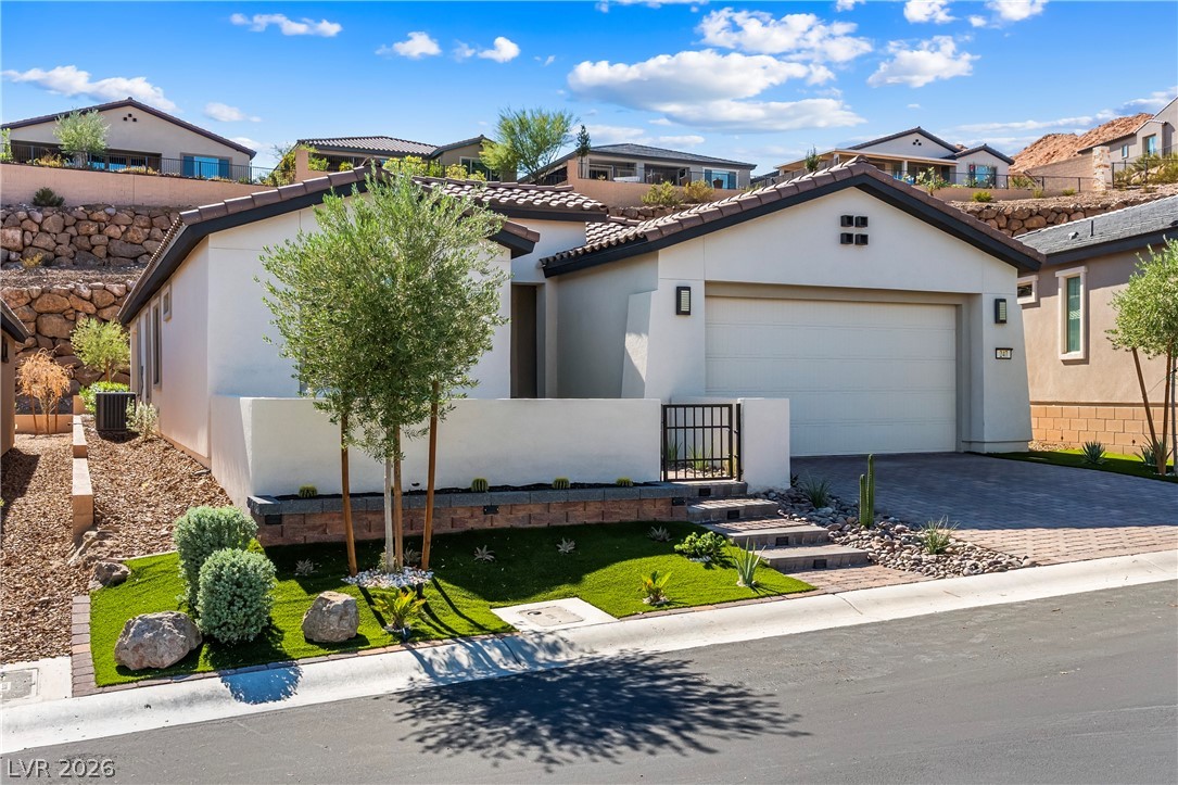 247 Sun Glaze Avenue Henderson NV 89011