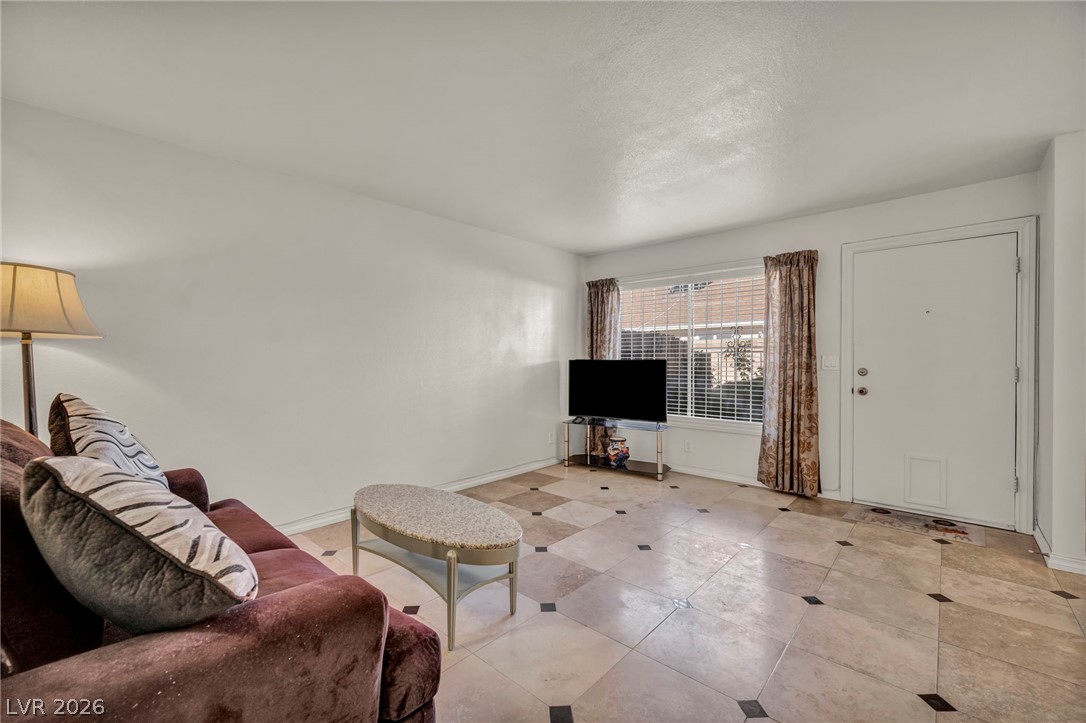 6412 Big Pine Way Las Vegas NV 89108
