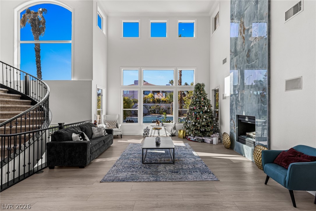 1901 Newport Bay Drive Las Vegas NV 89117