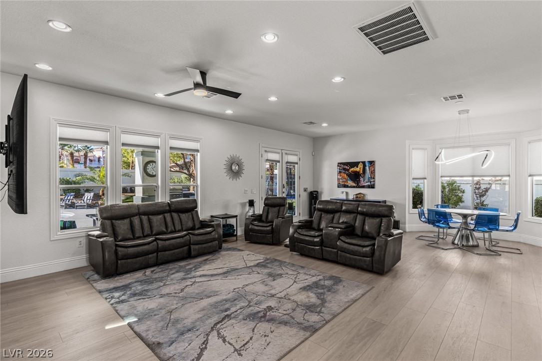 1901 Newport Bay Drive Las Vegas NV 89117