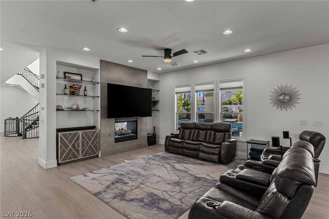 1901 Newport Bay Drive Las Vegas NV 89117