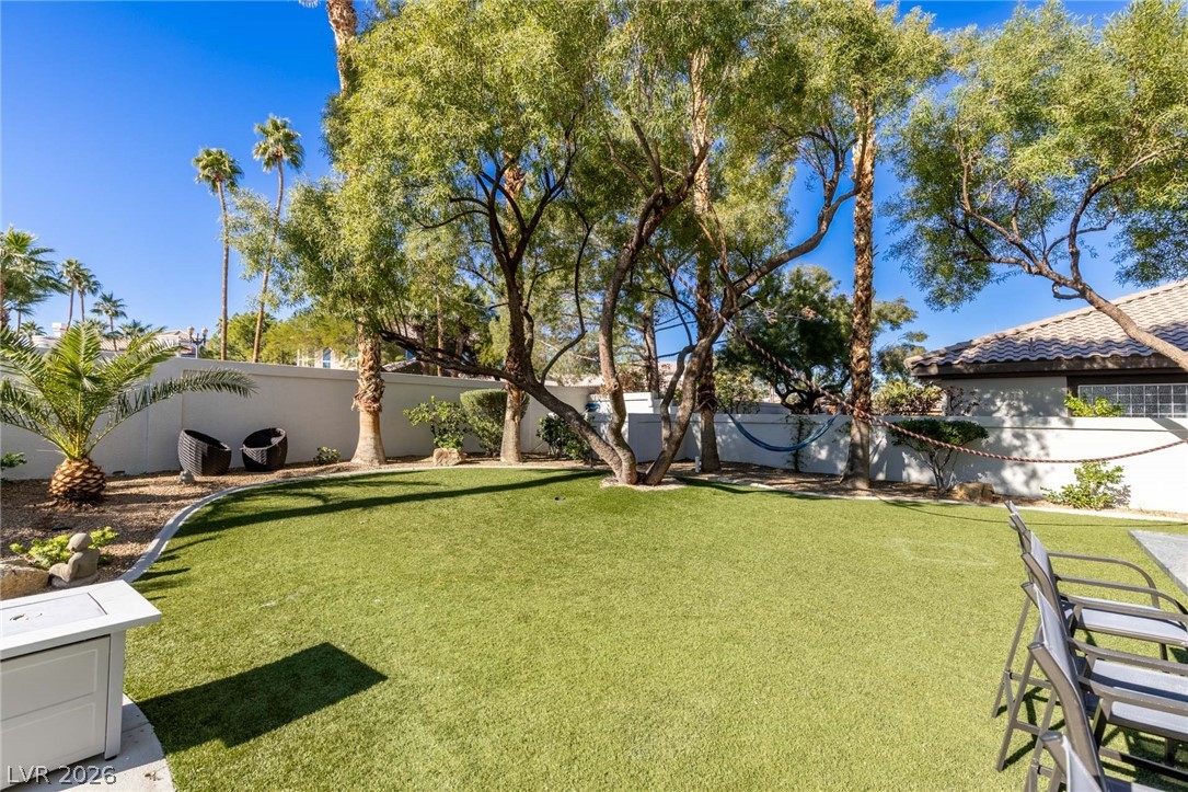 1901 Newport Bay Drive Las Vegas NV 89117