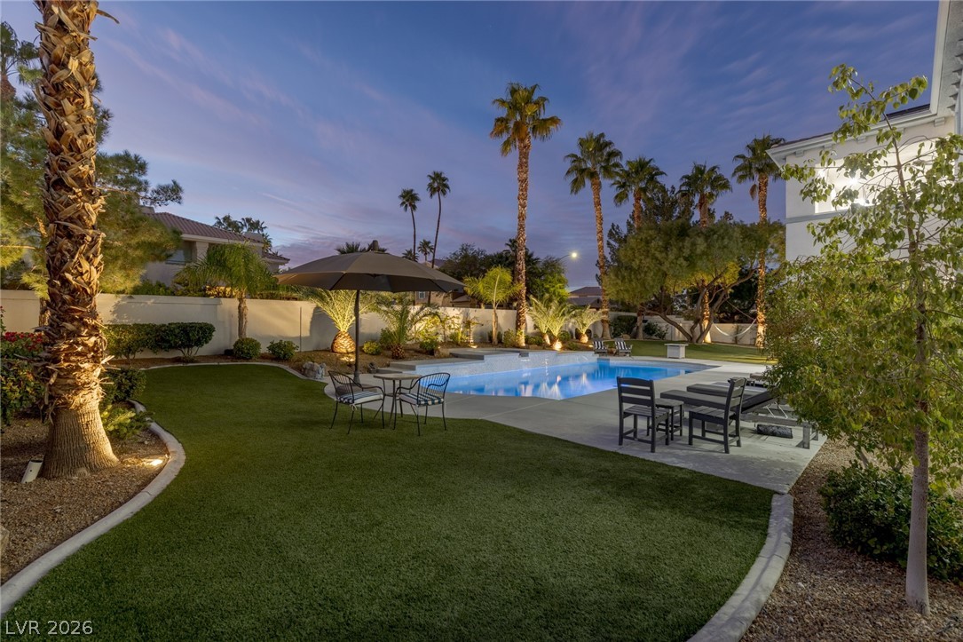 1901 Newport Bay Drive Las Vegas NV 89117