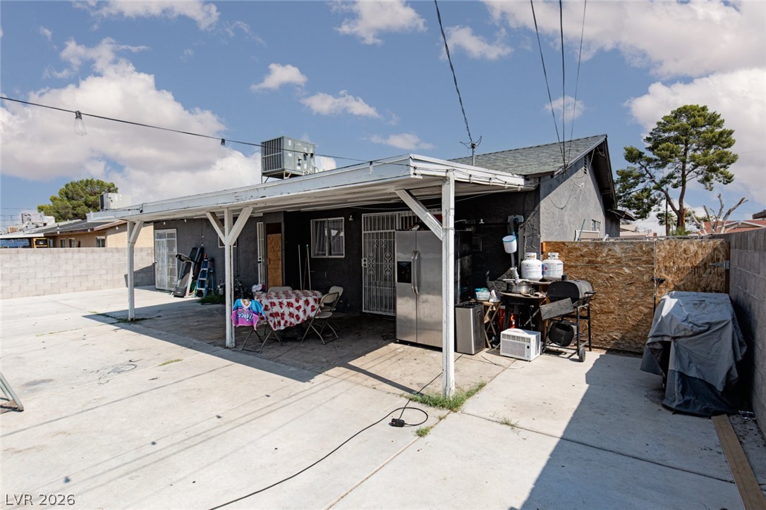 3040 Holly Hill Avenue Las Vegas NV 89104
