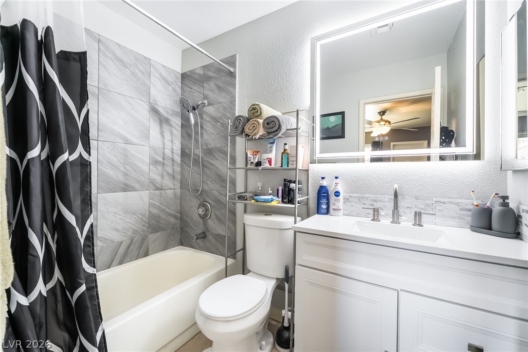 2749 Pinewood Avenue Henderson NV 89074