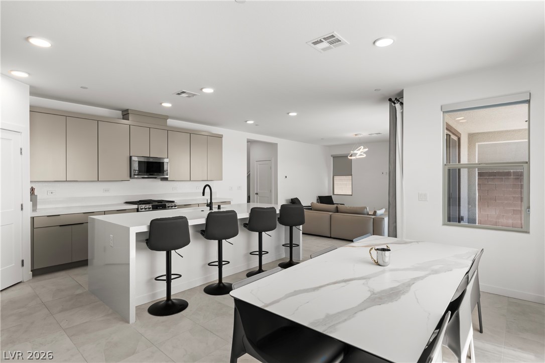 12123 Glentana View Street Las Vegas NV 89138