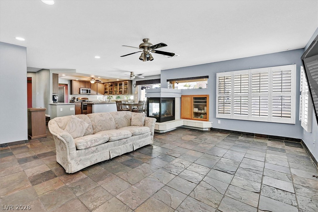 1443 Graystone Canyon Avenue Las Vegas NV 89183