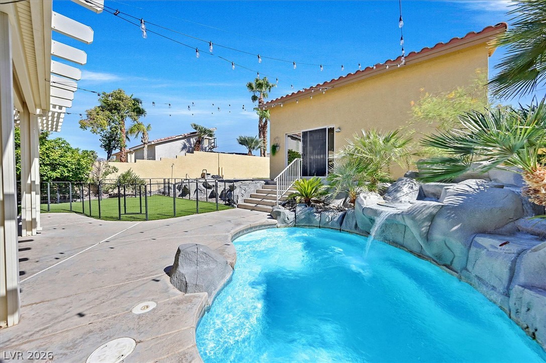 1443 Graystone Canyon Avenue Las Vegas NV 89183