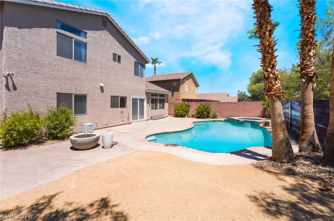 18 Amber Rock Street Henderson NV 89012