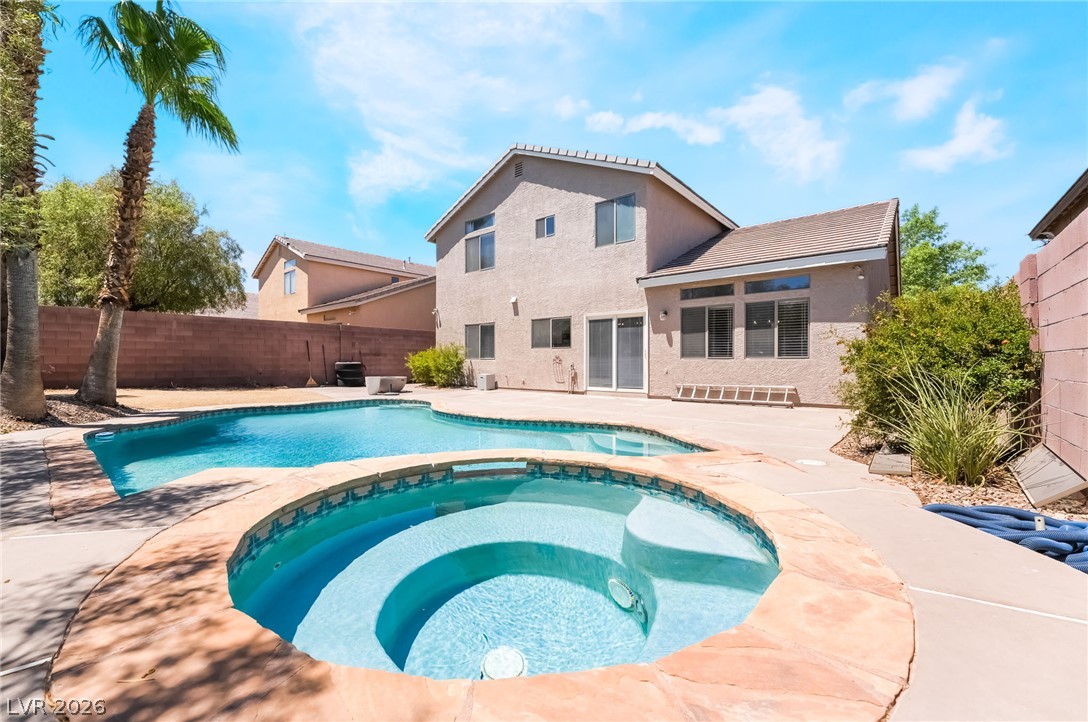 18 Amber Rock Street Henderson NV 89012