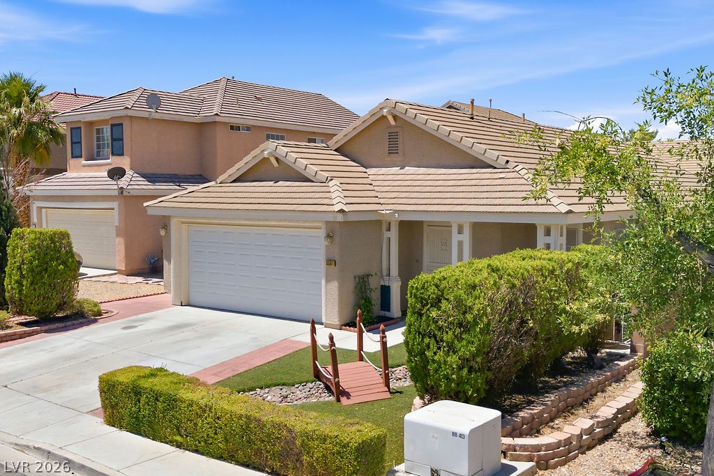 5561 Merriweather Drive Las Vegas NV 89113