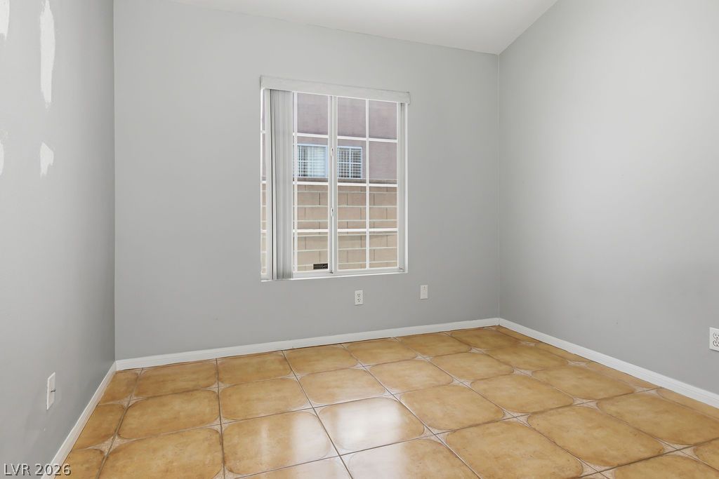 5561 Merriweather Drive Las Vegas NV 89113