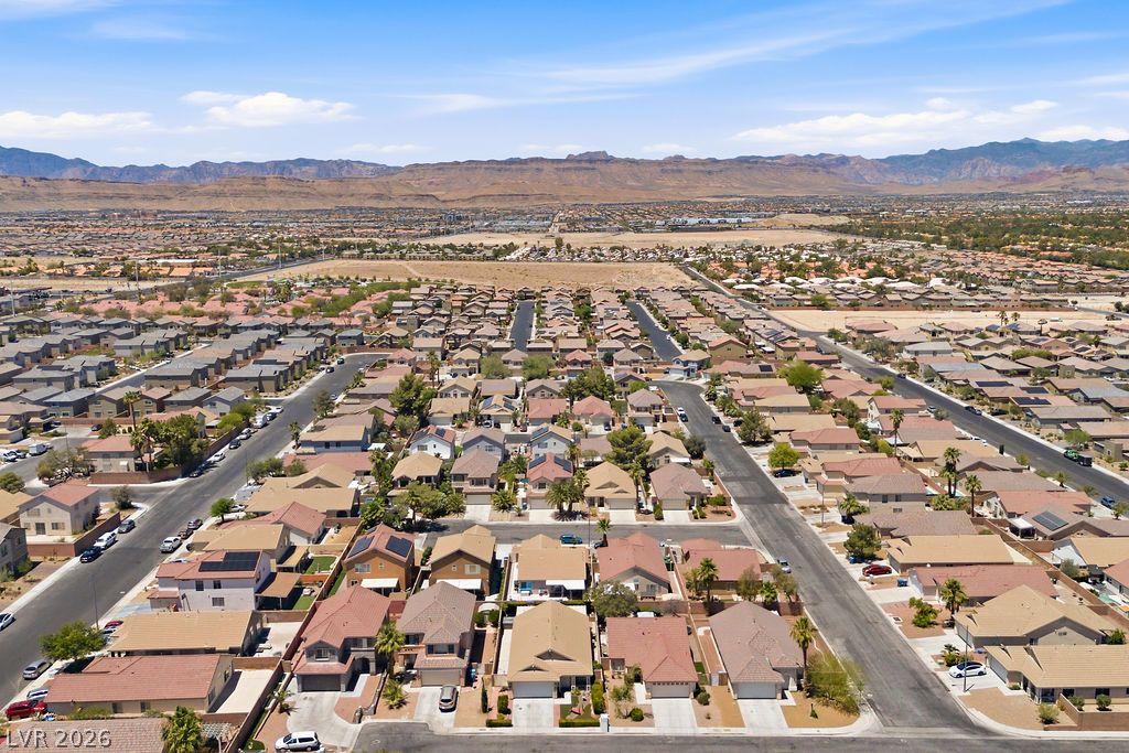 5561 Merriweather Drive Las Vegas NV 89113