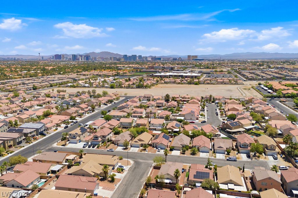 5561 Merriweather Drive Las Vegas NV 89113