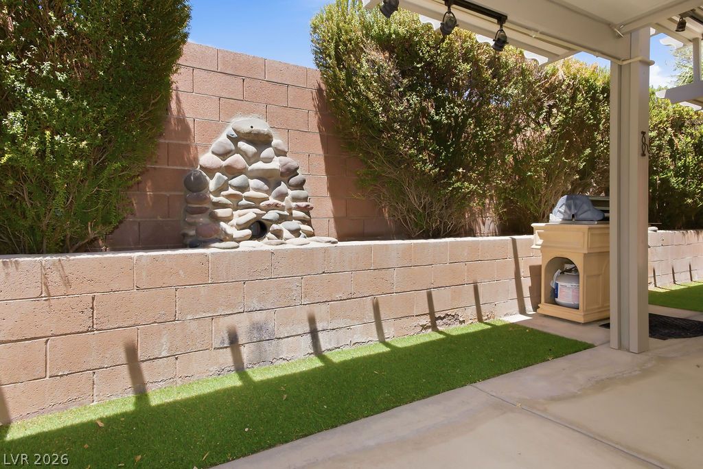5561 Merriweather Drive Las Vegas NV 89113