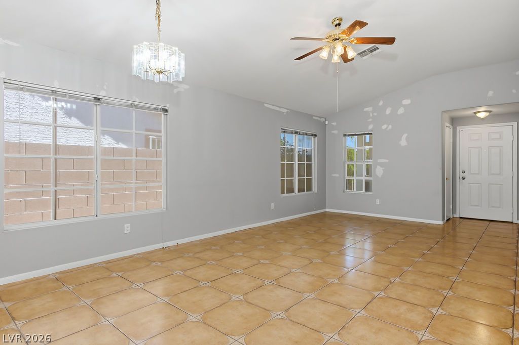 5561 Merriweather Drive Las Vegas NV 89113