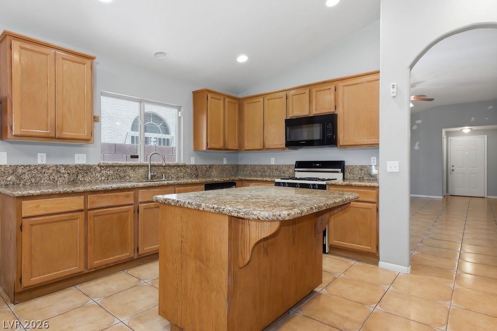 5561 Merriweather Drive Las Vegas NV 89113