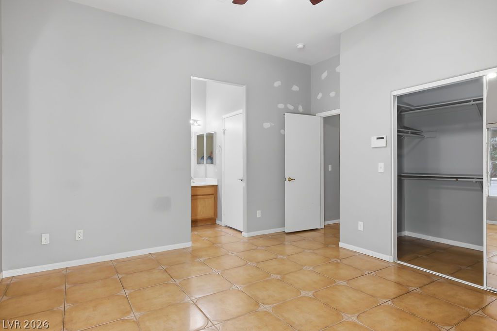 5561 Merriweather Drive Las Vegas NV 89113