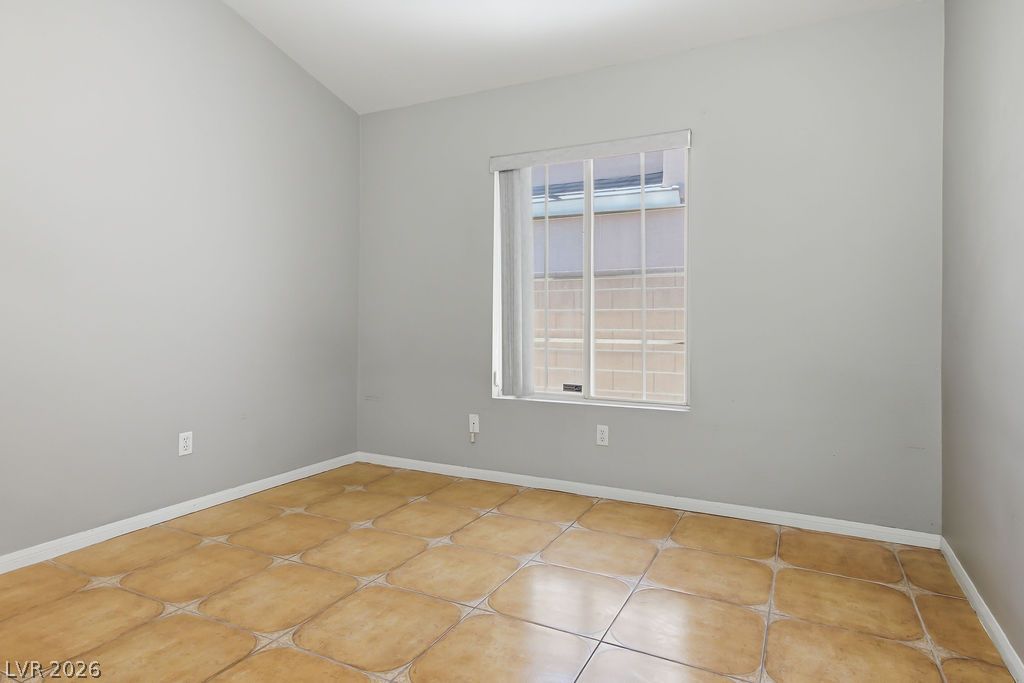 5561 Merriweather Drive Las Vegas NV 89113