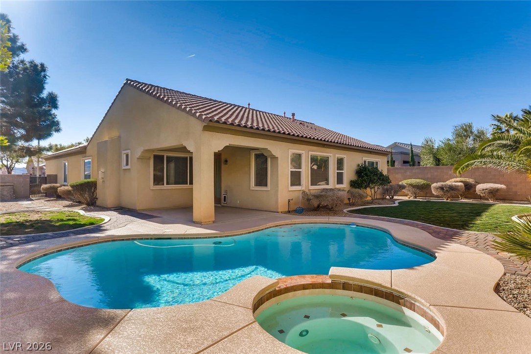 2458 Craigie Castle Street Henderson NV 89044