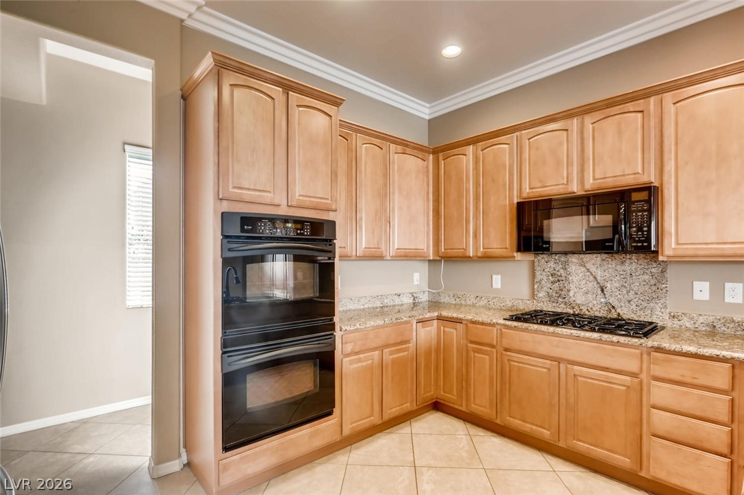 2458 Craigie Castle Street Henderson NV 89044