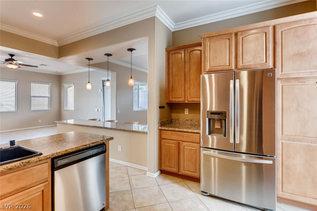 2458 Craigie Castle Street Henderson NV 89044
