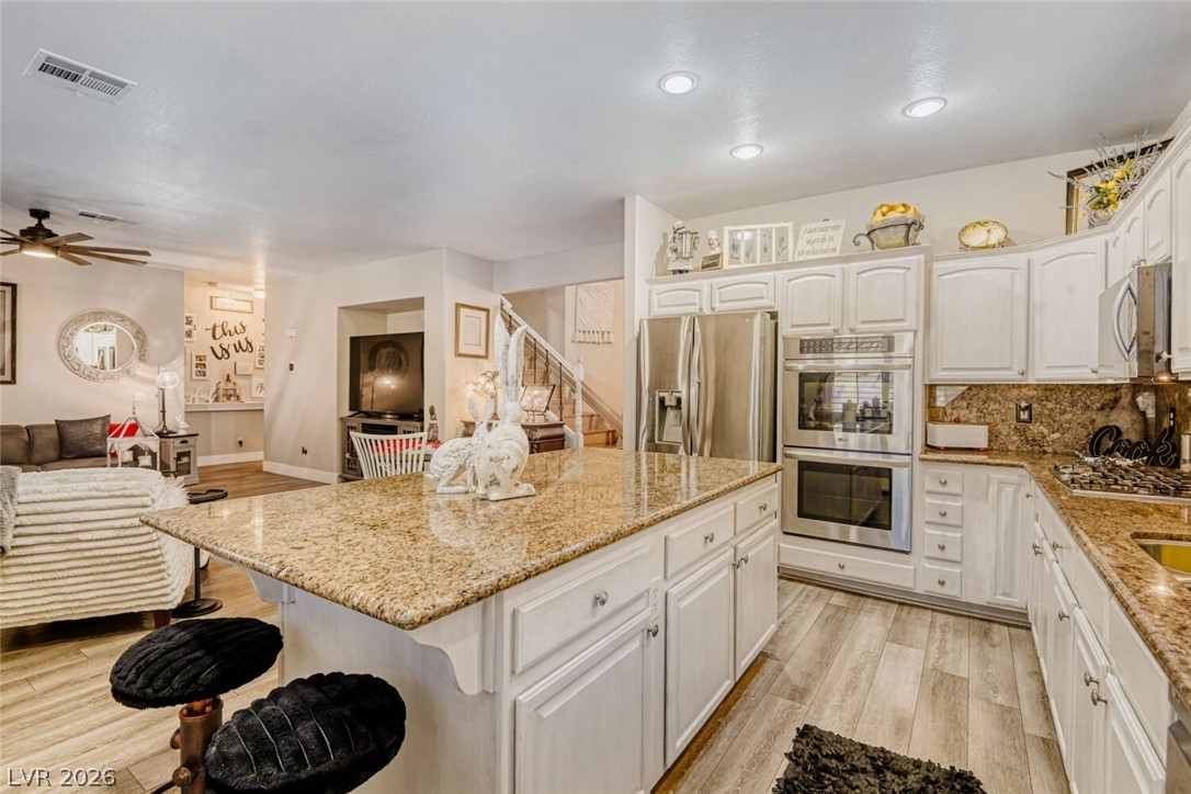 1046 Painted Daisy Avenue Henderson NV 89074