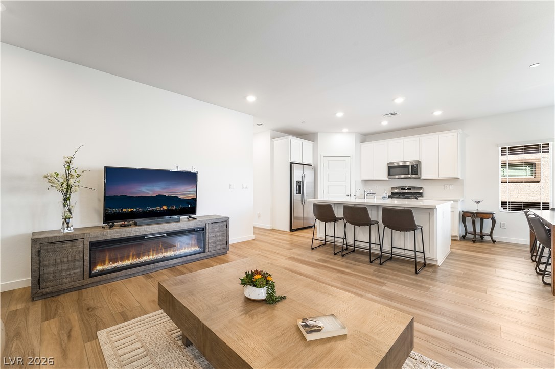 392 Aravalli Crest Street Henderson NV 89015