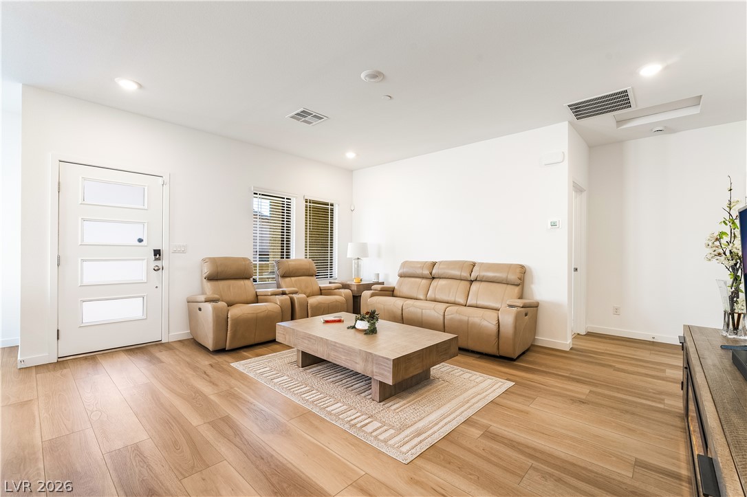 392 Aravalli Crest Street Henderson NV 89015