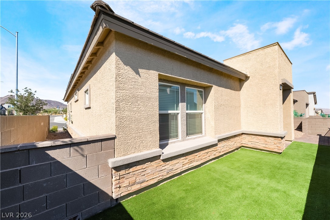 392 Aravalli Crest Street Henderson NV 89015