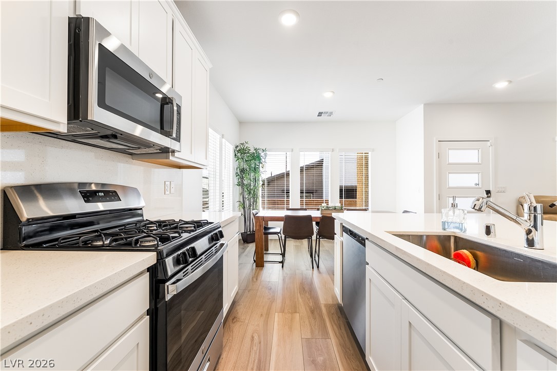 392 Aravalli Crest Street Henderson NV 89015
