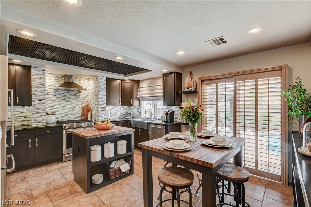 864 Eureka Falls Court Henderson NV 89052