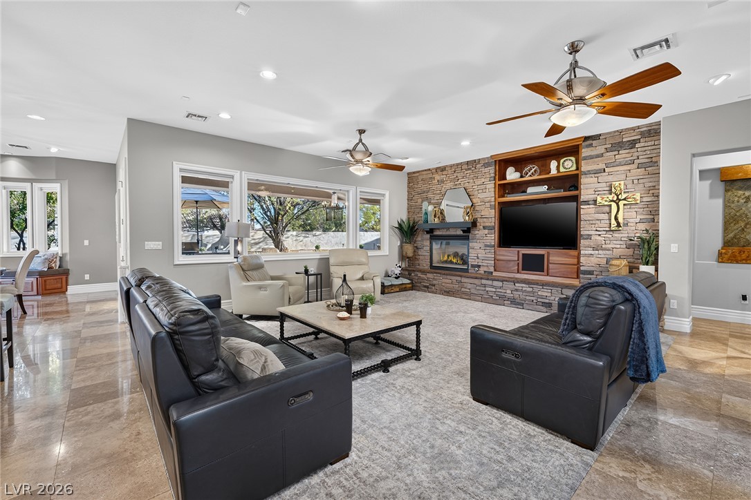 8361 Jeeves Circle Las Vegas NV 89149