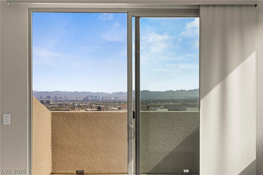 484 Crown Mesa Avenue Las Vegas NV 89138