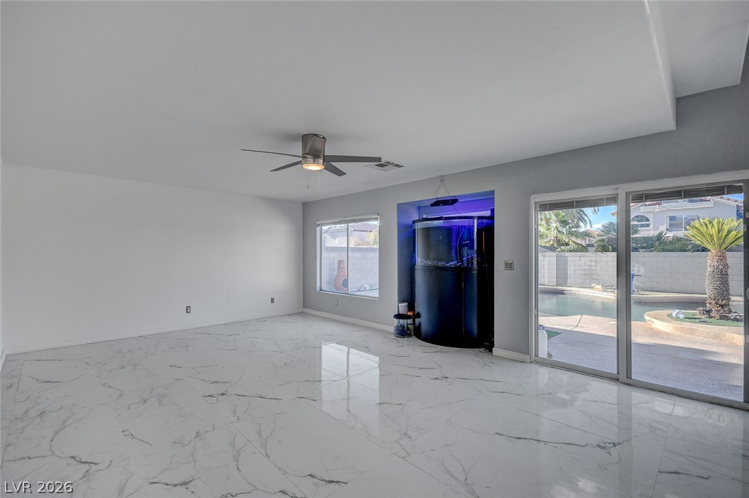 1496 Silver Glen Avenue Las Vegas NV 89123